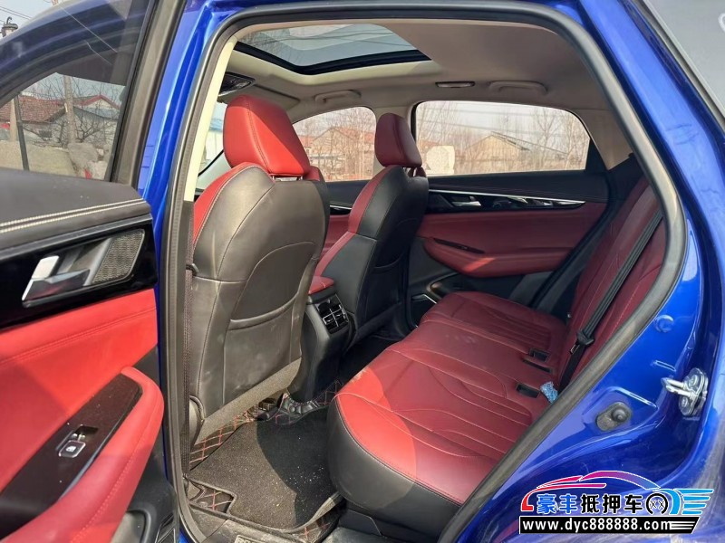 20年长安长安cs85SUV抵押车出售