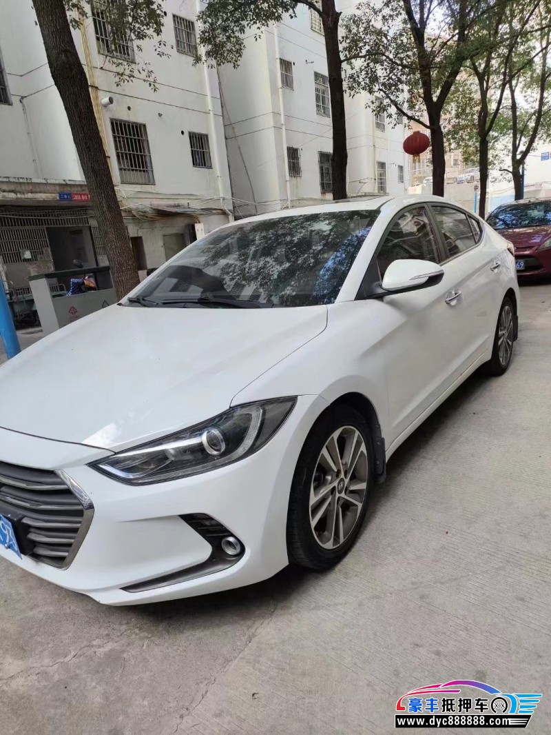 18年现代领动轿车抵押车出售