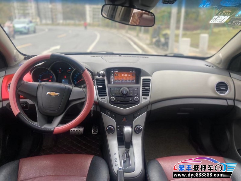 14年雪佛兰科鲁兹轿车抵押车出售