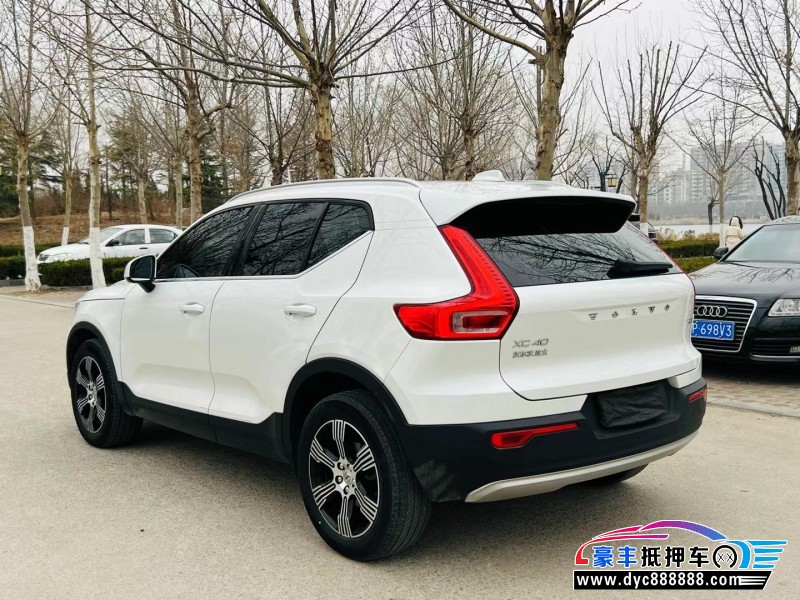 21年沃尔沃XC40轿车抵押车出售