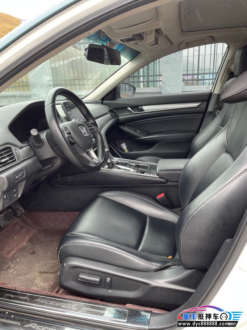 19年本田雅阁轿车抵押车出售