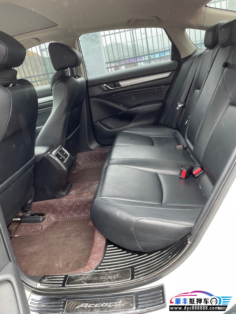 19年本田雅阁轿车抵押车出售