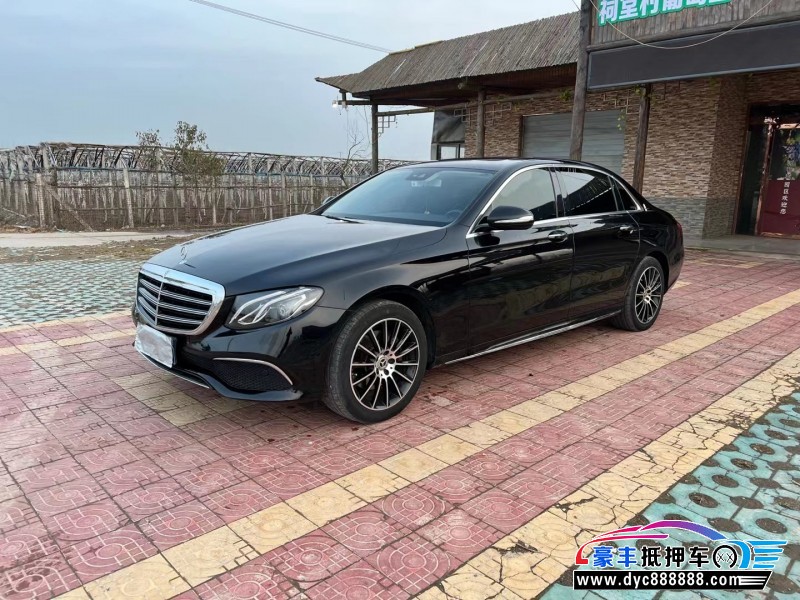 17年奔驰E轿车抵押车出售
