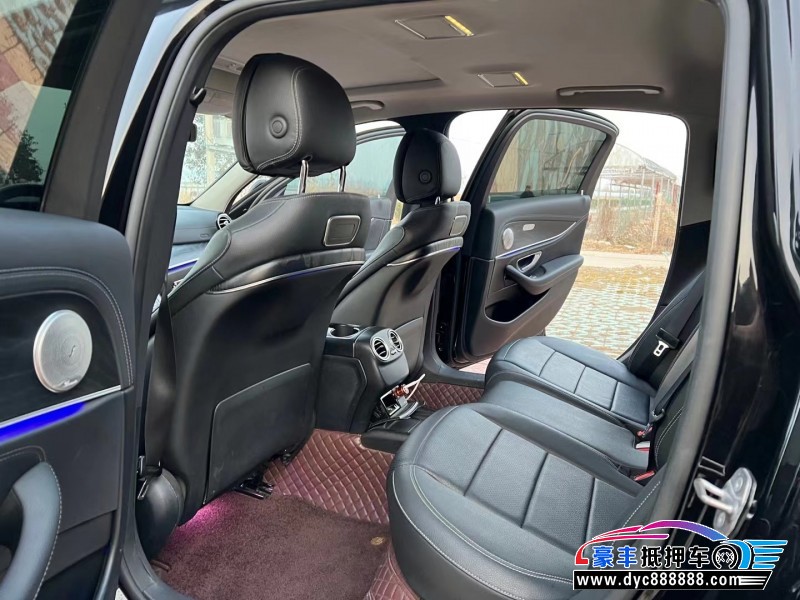 17年奔驰E轿车抵押车出售