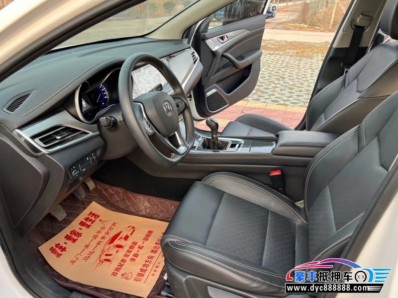 19年长安逸动轿车抵押车出售