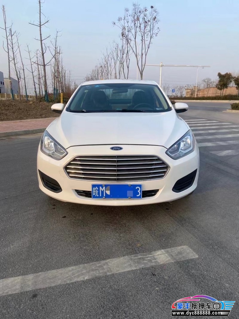 17年福特福睿斯轿车抵押车出售