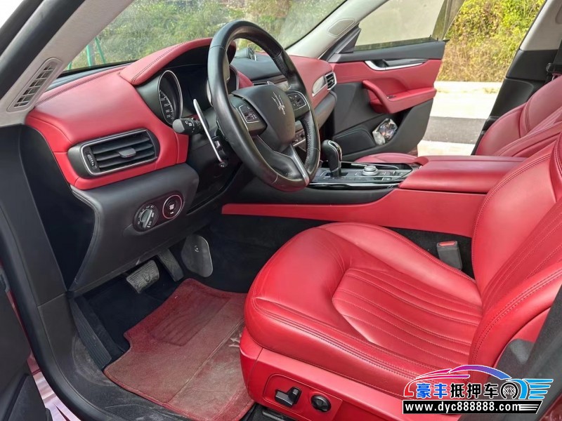 19年玛莎拉蒂莱万特轿车抵押车出售