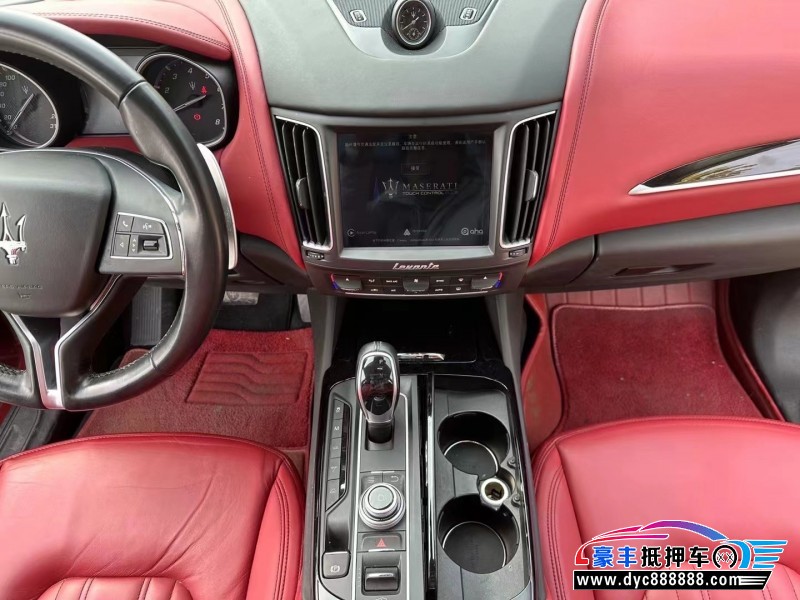 19年玛莎拉蒂莱万特轿车抵押车出售
