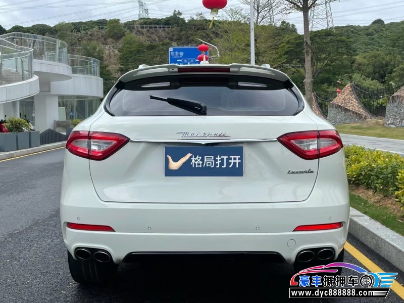 20年玛莎拉蒂莱万特轿车抵押车出售