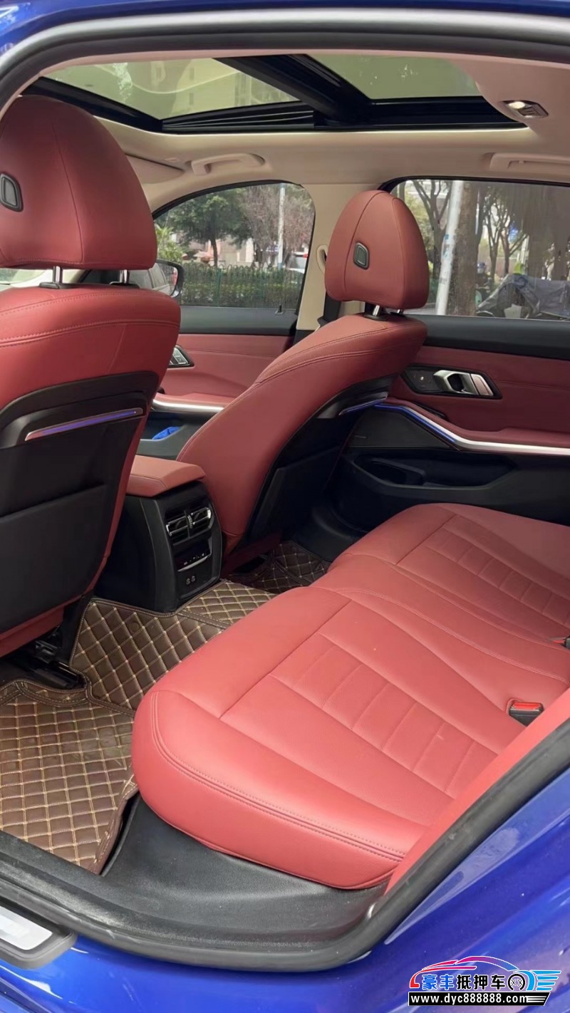 21年宝马3系轿车抵押车出售