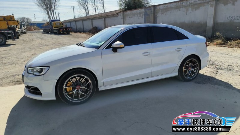 15年奥迪S3轿车抵押车出售