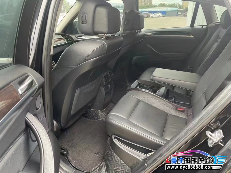 10年宝马X6轿车抵押车出售