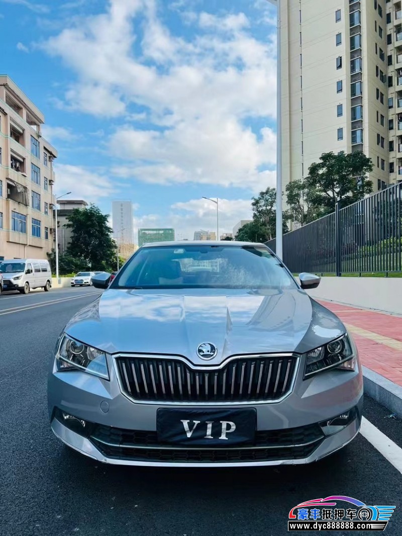 19年斯柯达速派轿车抵押车出售