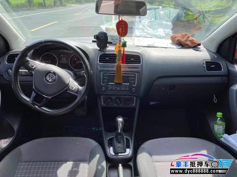 16年大众polo轿车抵押车出售