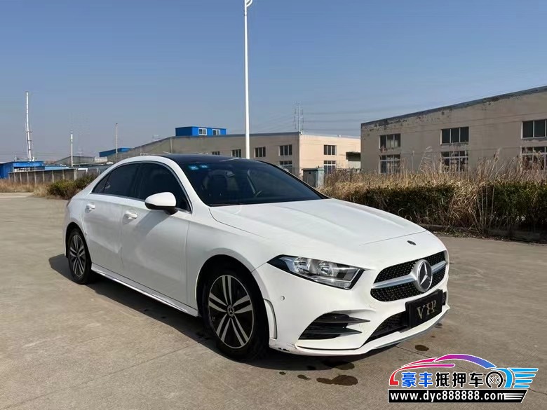 20年奔驰A轿车抵押车出售