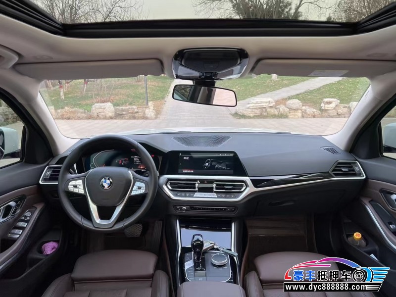 22年宝马3系轿车抵押车出售