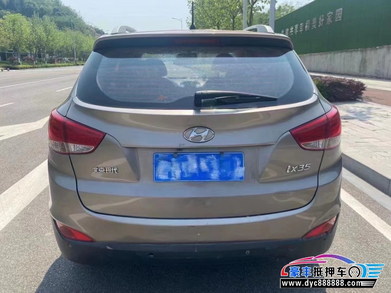 13年现代ix35SUV抵押车出售