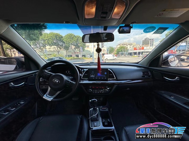 16年起亚K4轿车抵押车出售