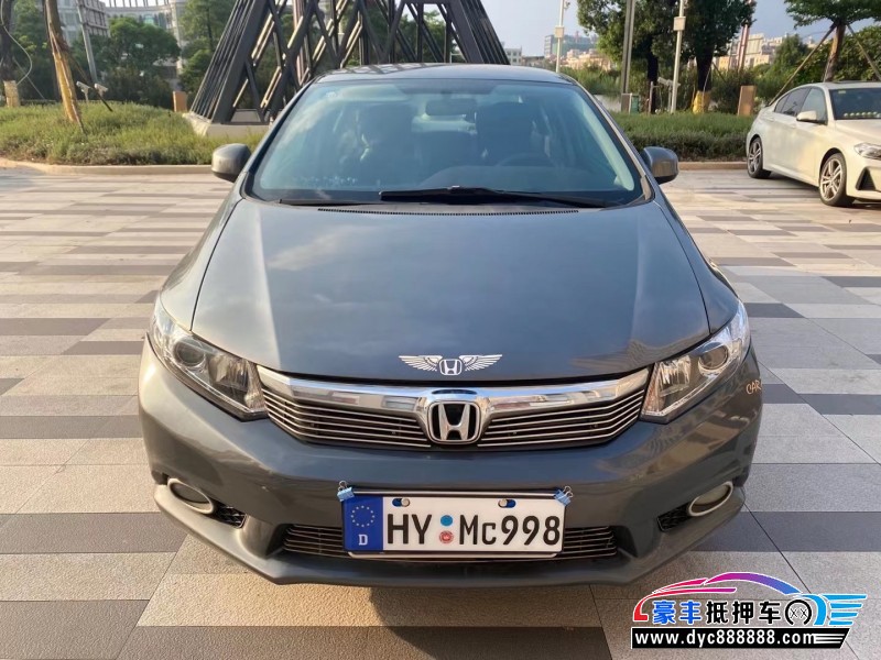 13年本田思域轿车抵押车出售