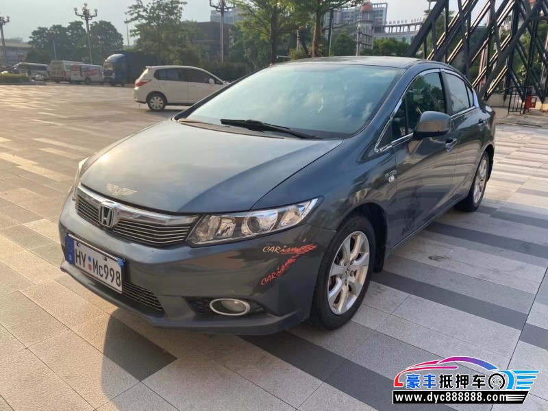13年本田思域轿车抵押车出售