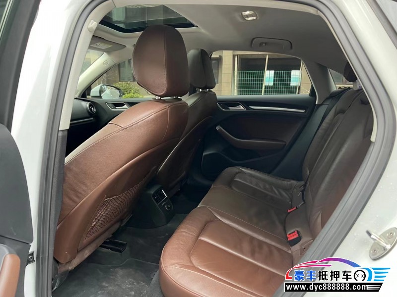 15年奥迪A3轿车抵押车出售