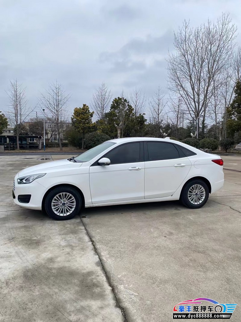 18年福特福睿斯轿车抵押车出售