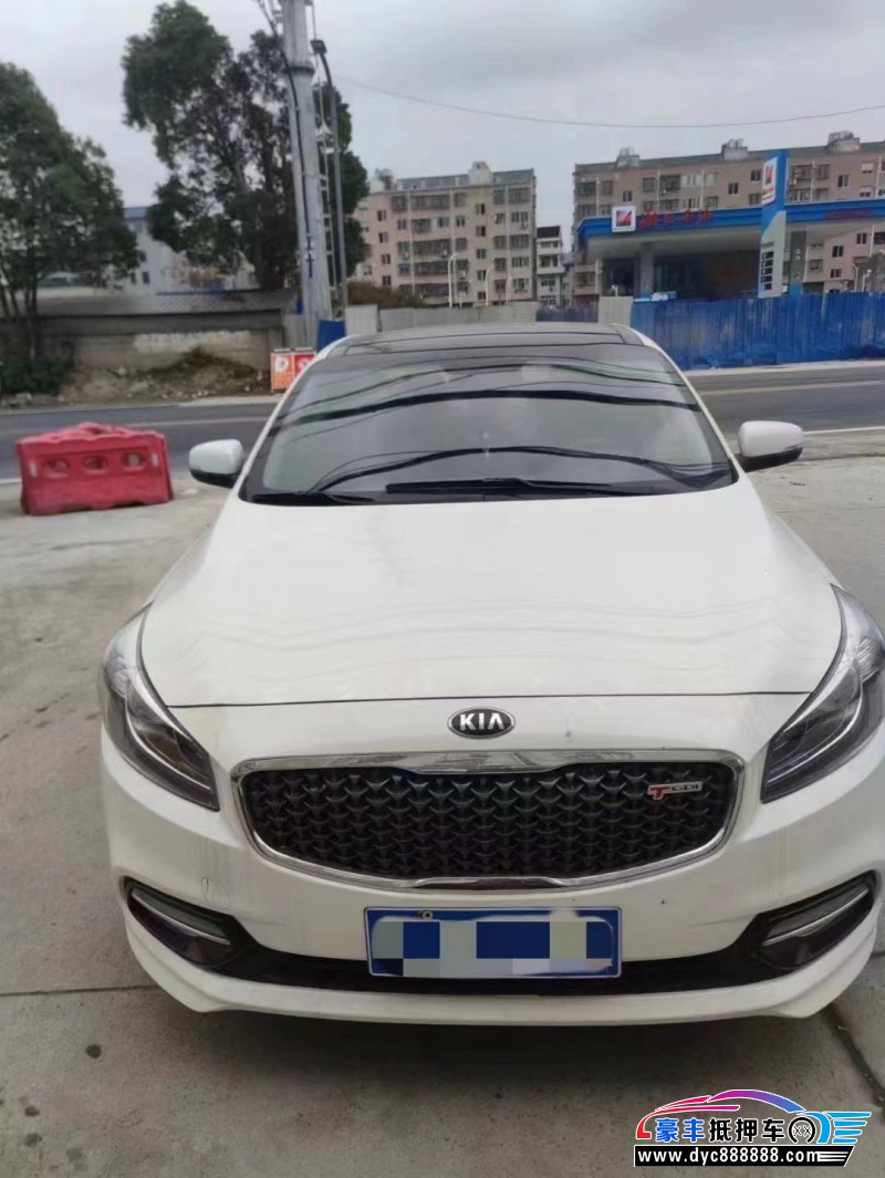 17年起亚K4轿车抵押车出售