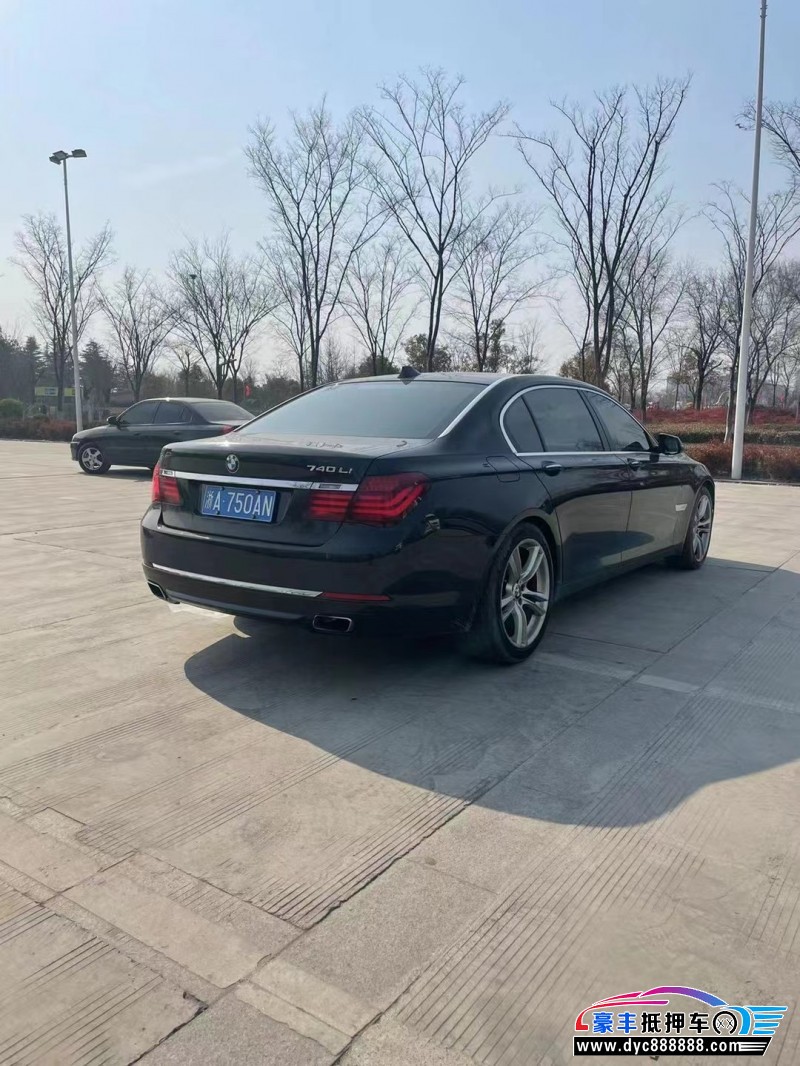 15年宝马7系轿车抵押车出售