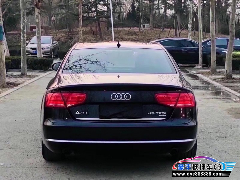 14年奥迪A8L轿车抵押车出售