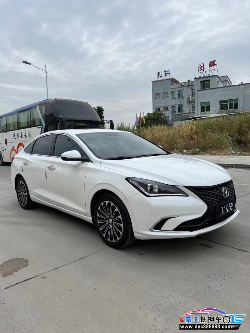 20年长安逸动轿车抵押车出售