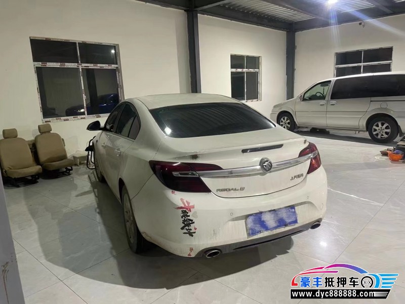 18年别克君威轿车抵押车出售