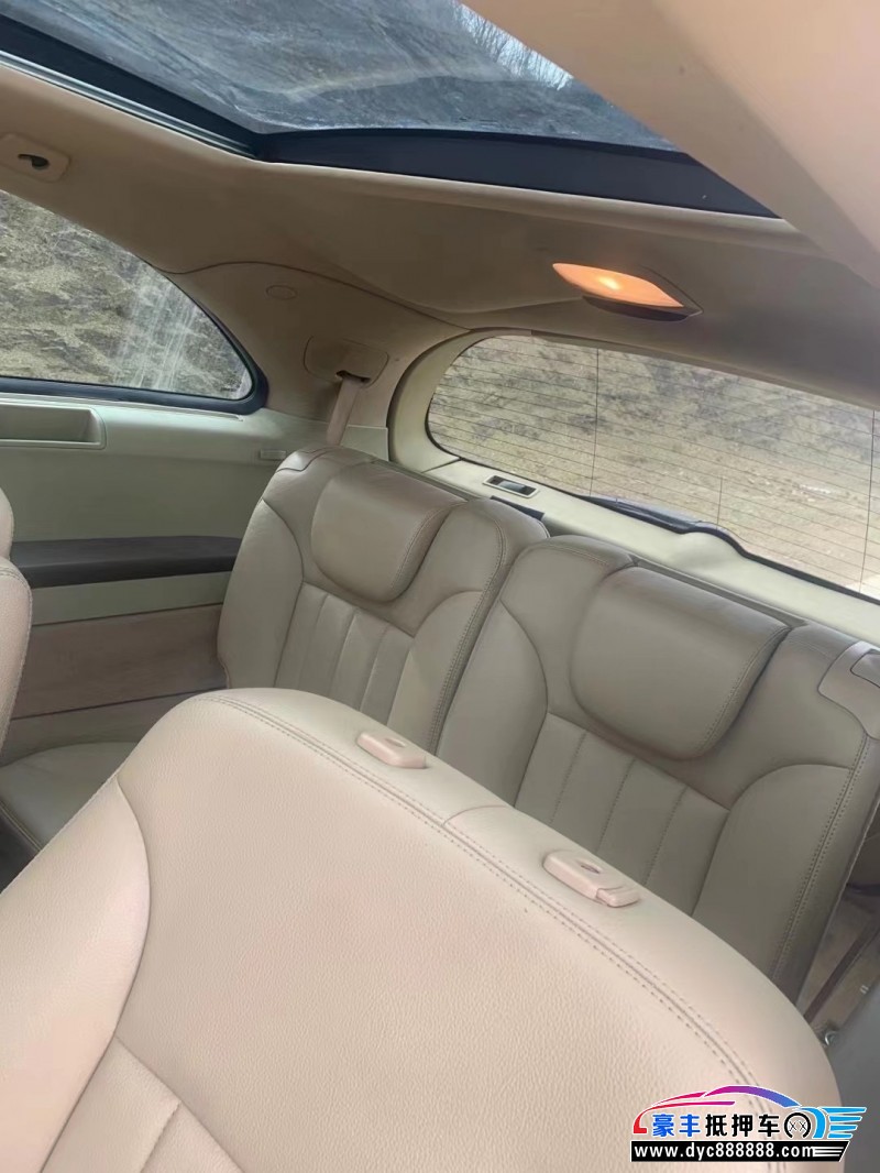 14年奔驰RMPV抵押车出售