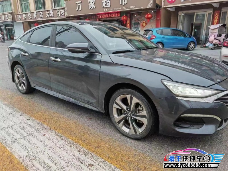 19年现代菲斯塔轿车抵押车出售