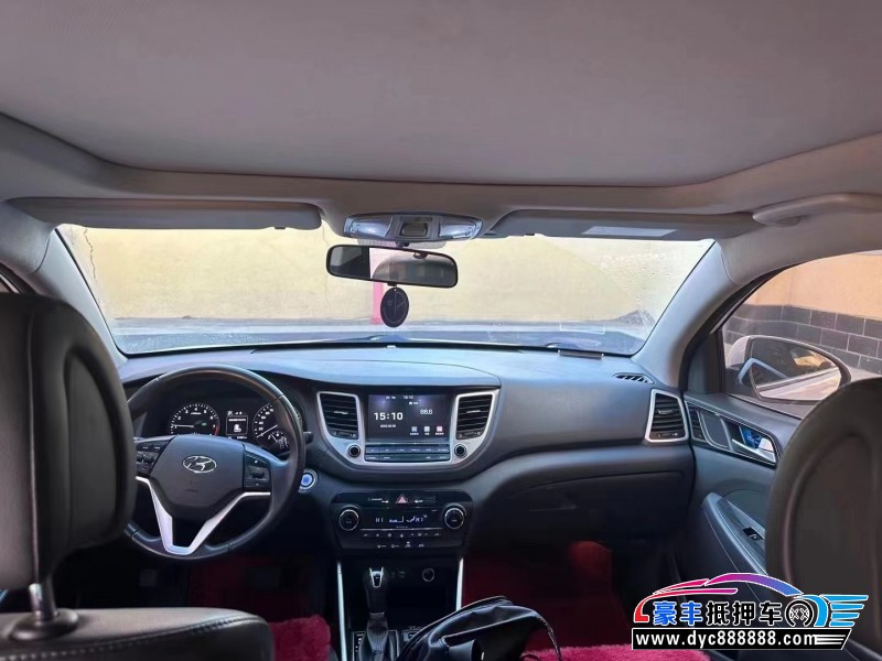 17年现代途胜SUV抵押车出售