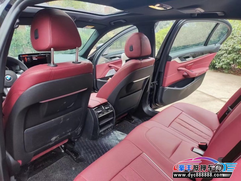 21年宝马5系轿车抵押车出售