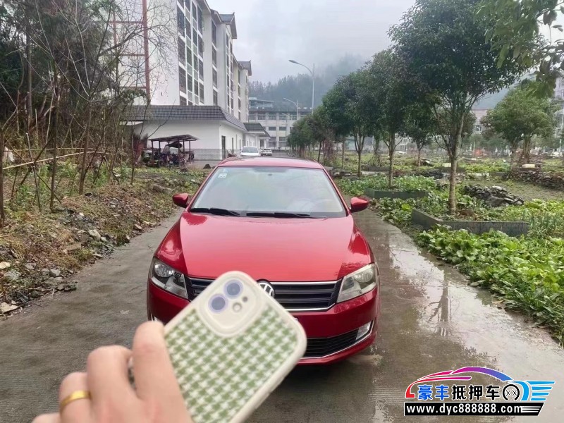 14年大众朗逸轿车抵押车出售