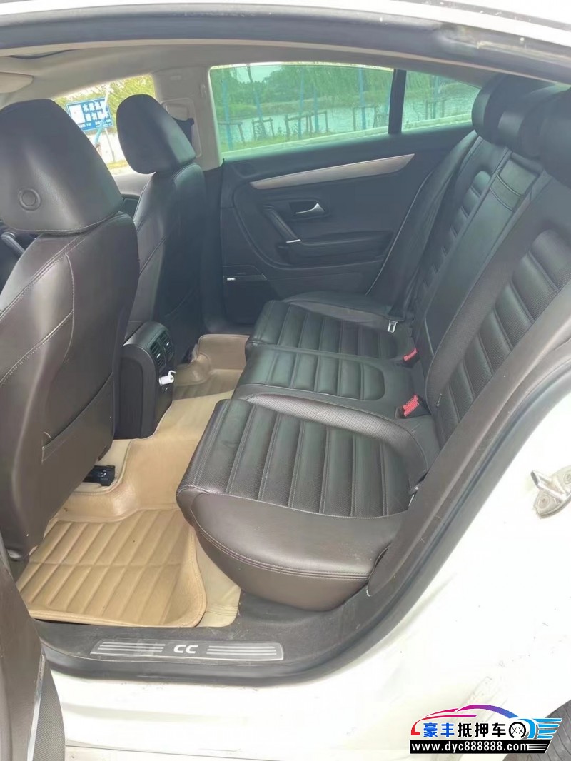 14年大众CC轿车抵押车出售