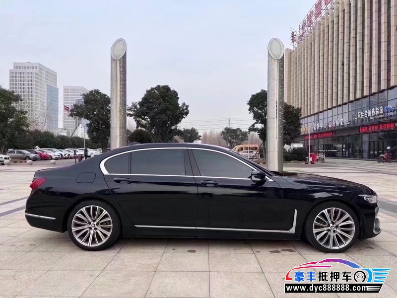 19年宝马7系轿车抵押车出售