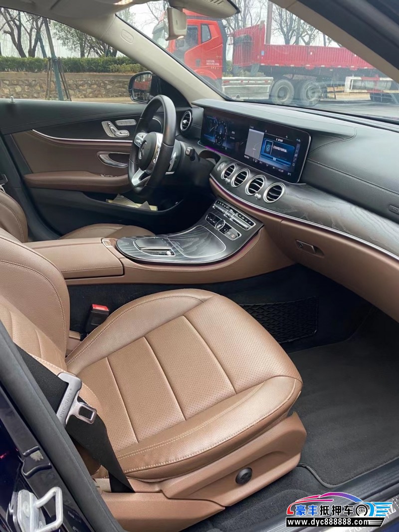 19年奔驰E轿车抵押车出售