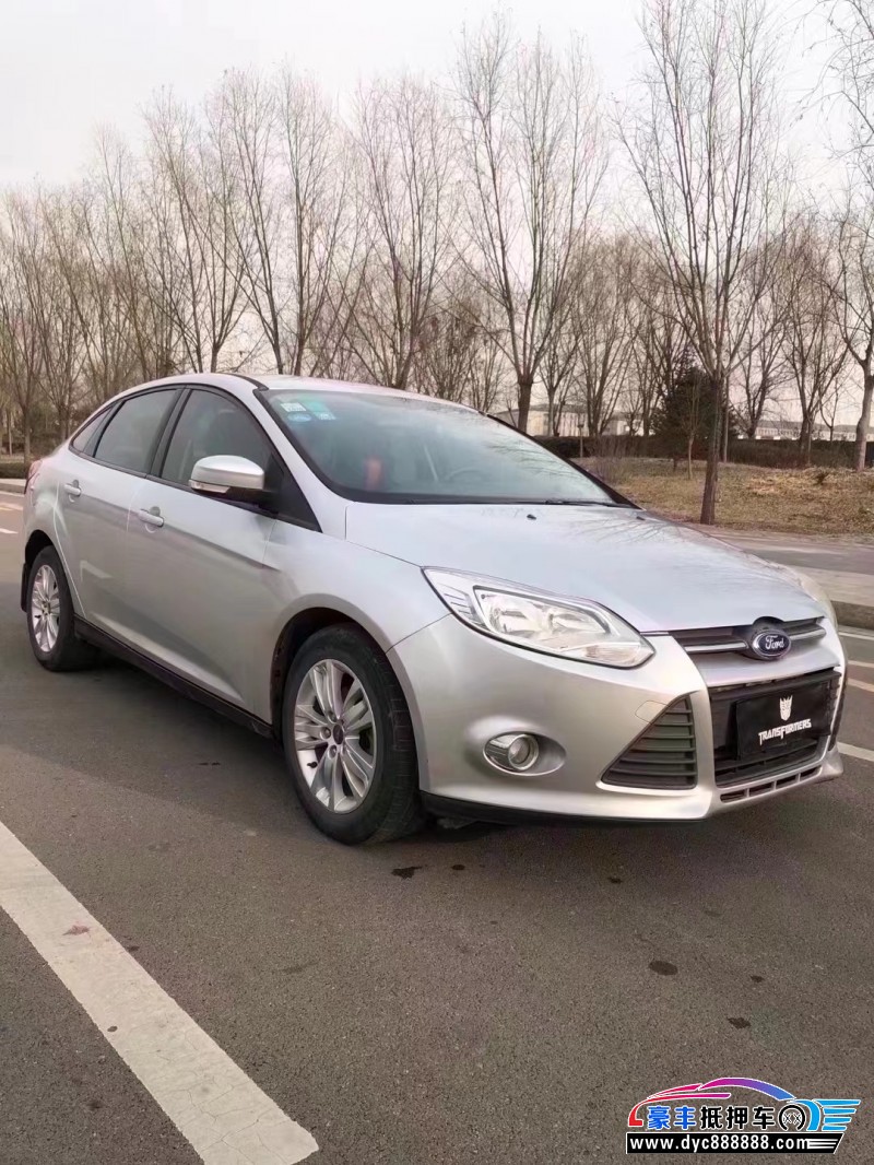 13年福特福克斯轿车抵押车出售