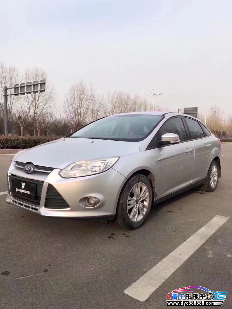 13年福特福克斯轿车抵押车出售