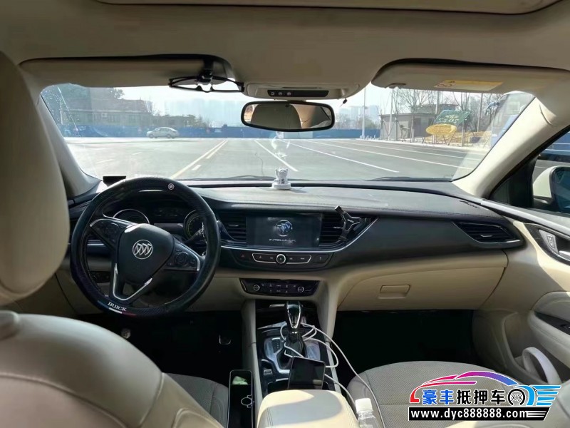 18年别克君威轿车抵押车出售