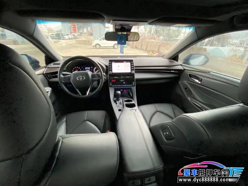 22年丰田亚洲龙轿车抵押车出售