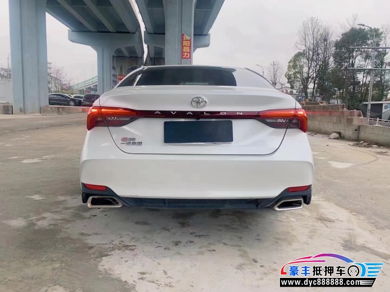 22年丰田亚洲龙轿车抵押车出售