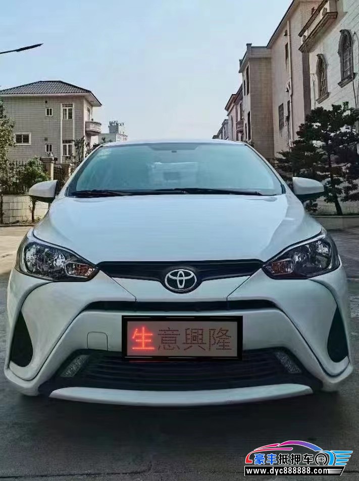 18年丰田致享轿车抵押车出售