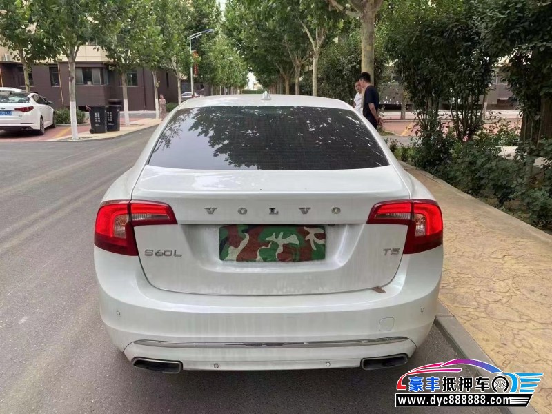 19年沃尔沃S60轿车抵押车出售