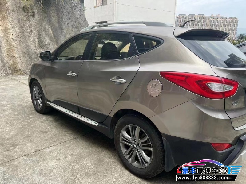 16年现代ix35SUV抵押车出售