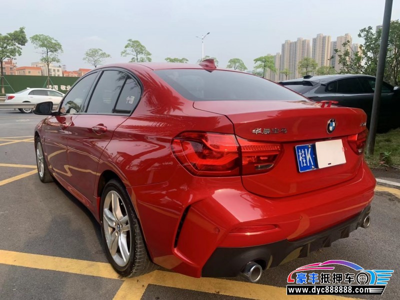 20年宝马1系轿车抵押车出售