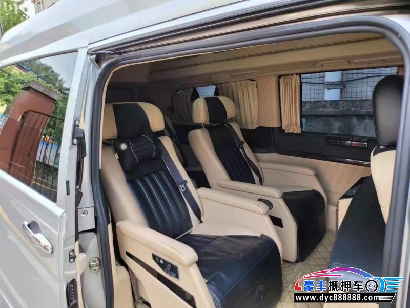 14年奔驰威霆MPV抵押车出售