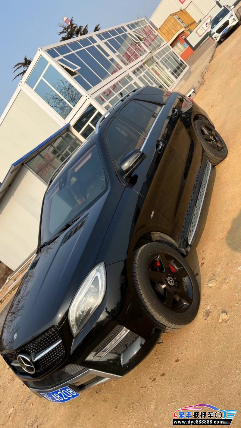 12年奔驰MLSUV抵押车出售